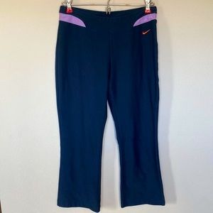 Nike Dri-Fit Cropped Yoga Legging